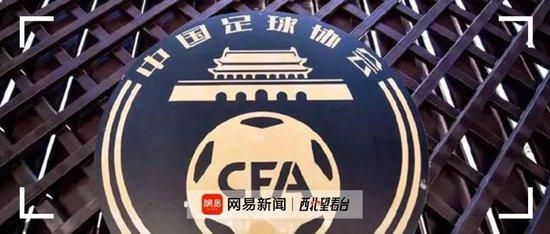 　　　　仿生人以为本身高于人类而存在，乃至在人类与缔造者的对话中，都是经由过程戴维转达的。